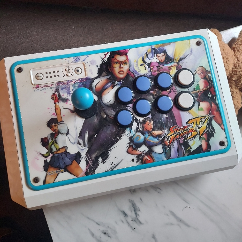 Madcatz Female Fatale Tournament ED LTD Arcade Stick